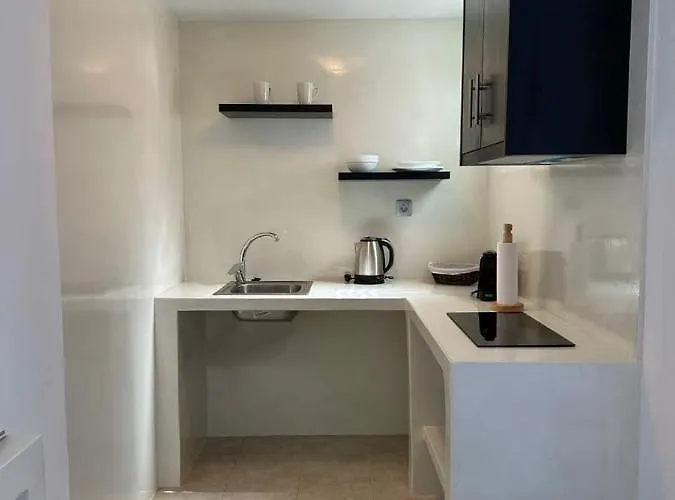 The F 게스트하우스 3*