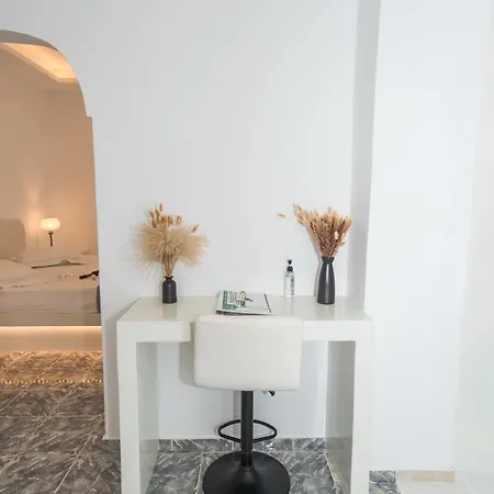 The F Guest house *